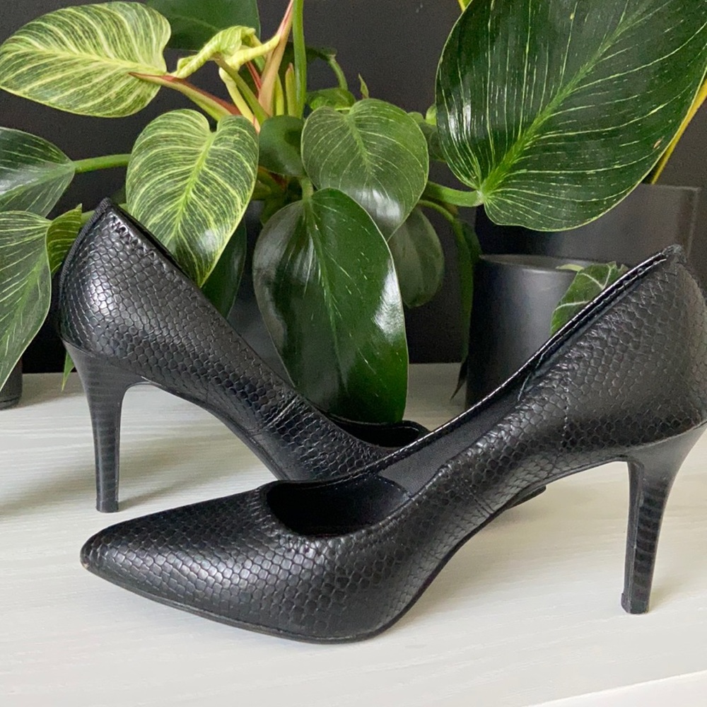Simply Vera Wang Heels